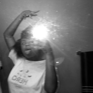 Meet your Posher, Dymond